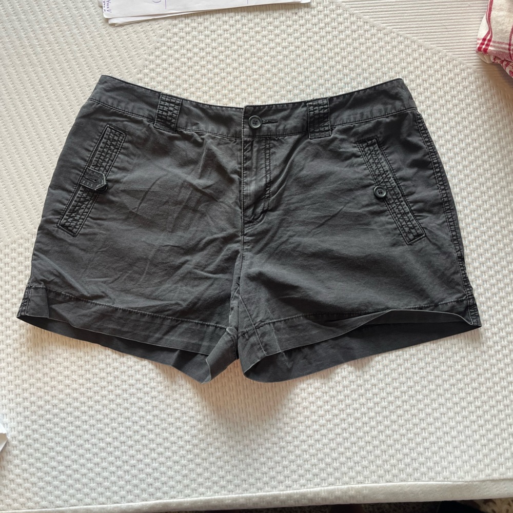 Liz Claiborne Gray Cargo Shorts Casual Style